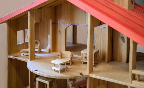 Doll House Assembly in Rowlett